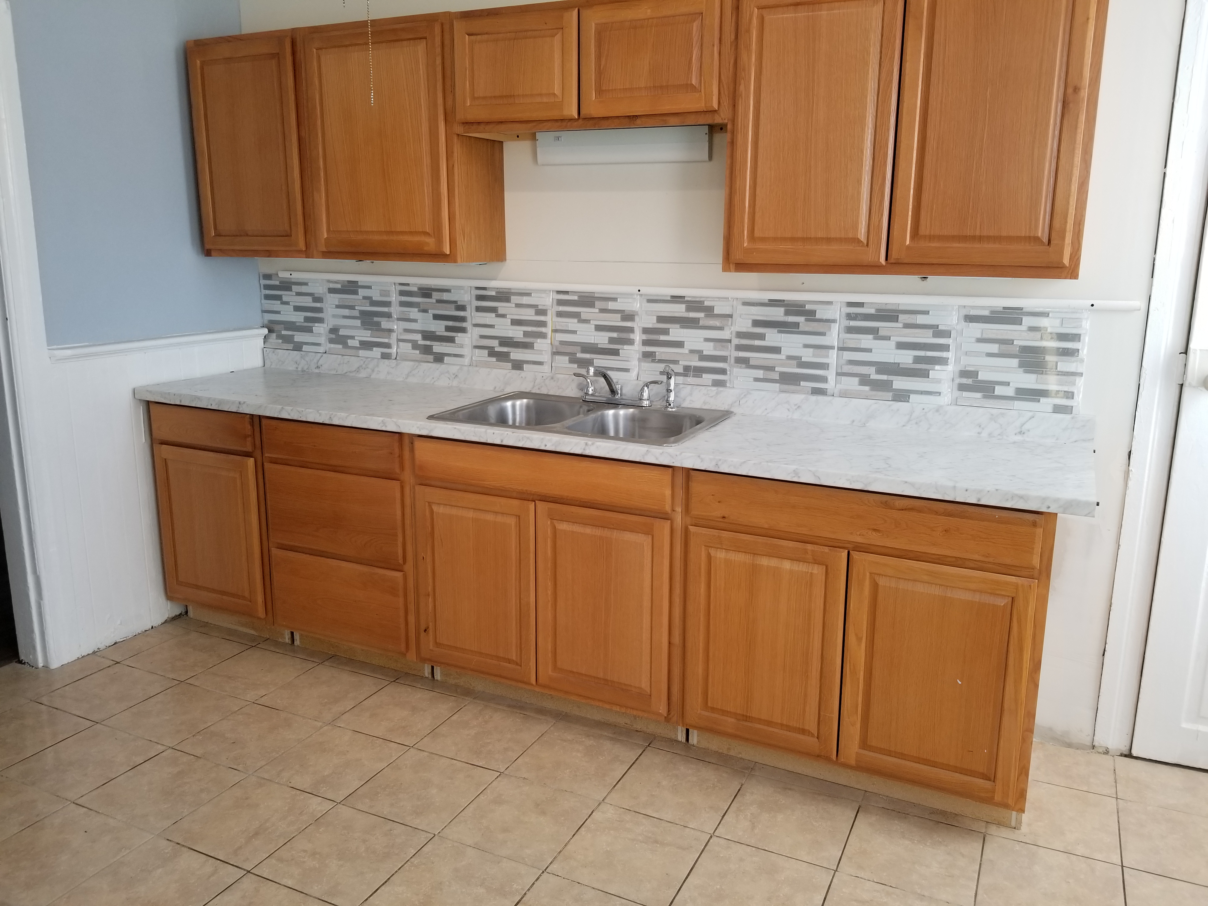 kitchen cabinet tile design